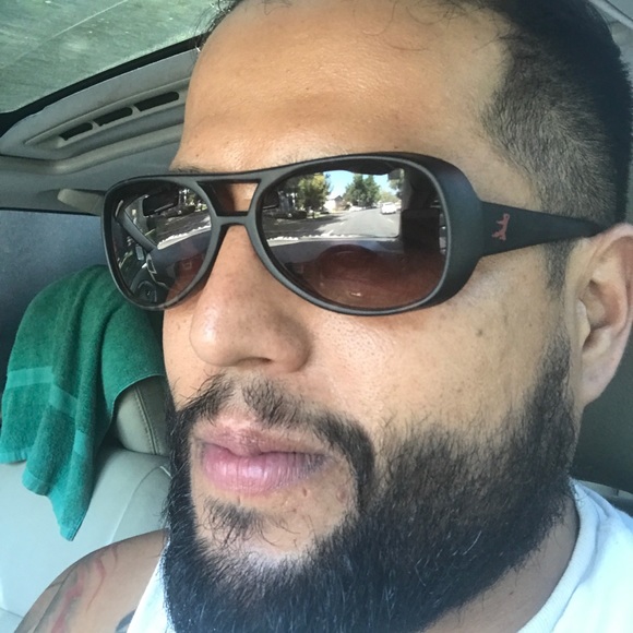 Meet your Posher, Alexander - Picture 1 of 1